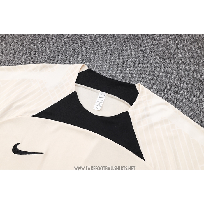 Tracksuit
 Paris Saint-Germain Short Sleeve
 2023-2024 Apricot - Shorts
